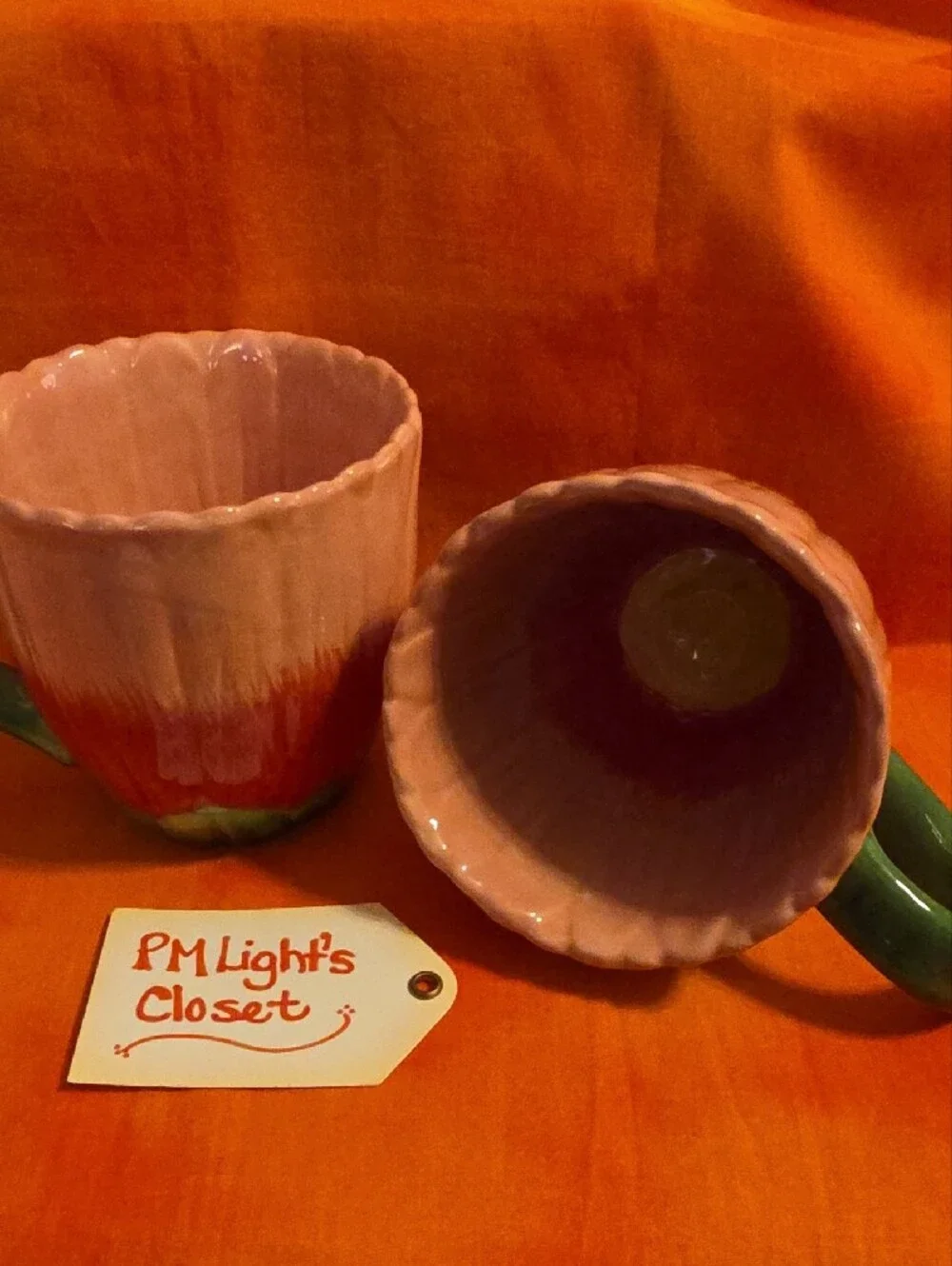 Pier 1 Imports Set of 2 Pink Daisy Flower Mugs Ceramic Pink Red Green